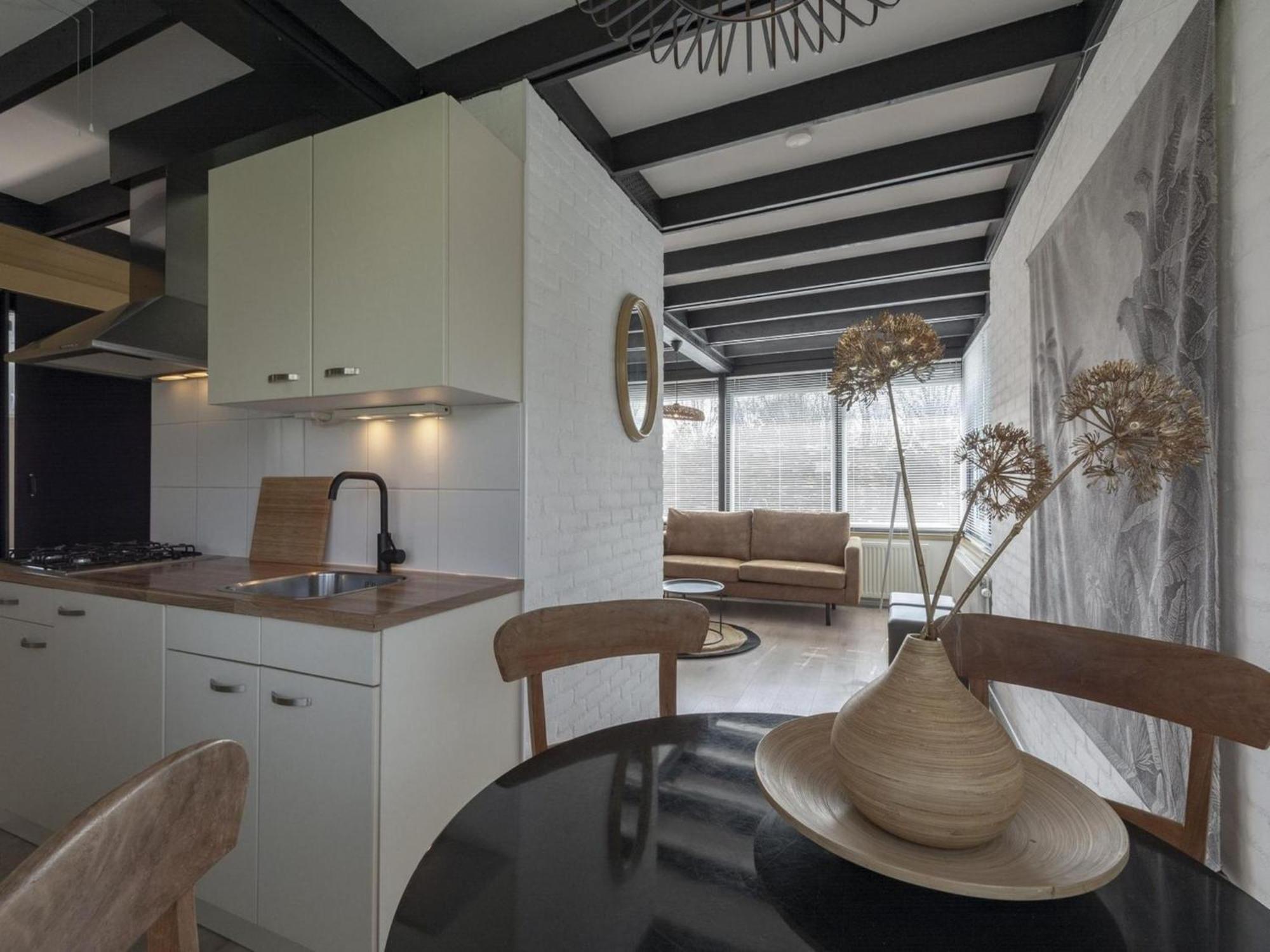 Attractive Bungalow With Modern Furnishings Sint Maartensvlotbrug Exterior foto